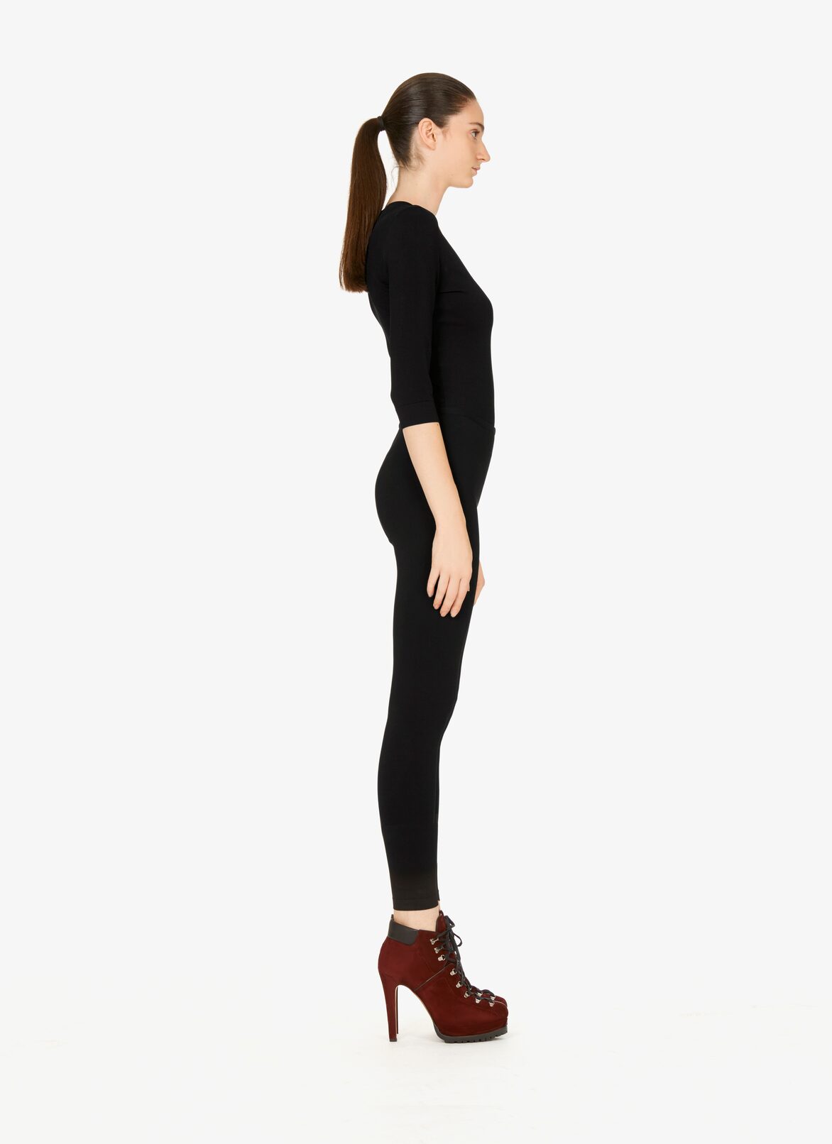 Low boots ALAÏA BLACKCURRANT LOW BOOTS